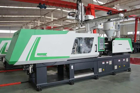 果筐注塑機(jī)大概賣多少錢一臺(tái)？幾萬(wàn)到幾十萬(wàn)不等！