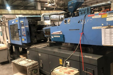 如何降低混雙色注塑機(jī)采購成本？技巧分析！